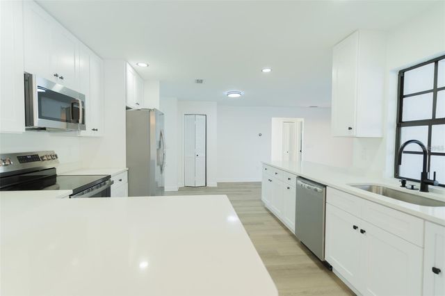 341 STERLING DRIVE, Winter Haven, FL 33884