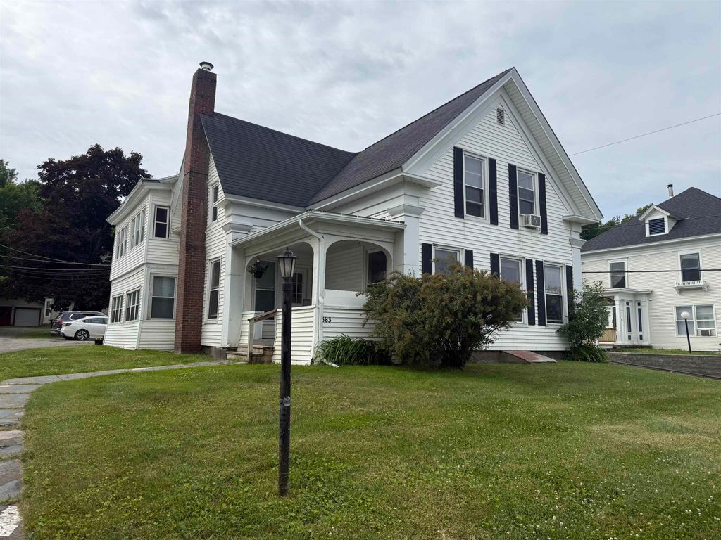 383 Main Street, Newport City, VT 05855