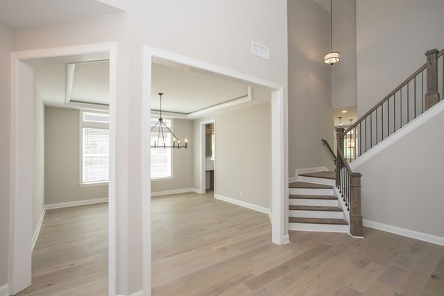 5956 Hunt Valley Drive, Spring Hill, TN 37174