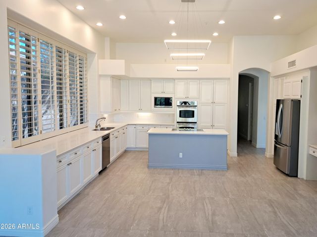 11934 E SAND HILLS Road, Scottsdale, AZ 85255