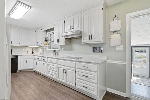 2333 Number Ten LN, Chesapeake, VA 23323