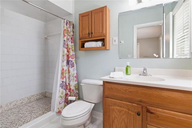 2333 Number Ten LN, Chesapeake, VA 23323