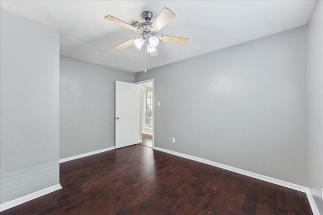 3115 Southdown Drive, Pearland, TX 77584