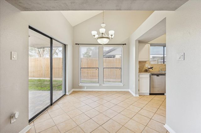 3115 Southdown Drive, Pearland, TX 77584