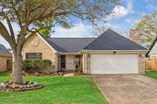3115 Southdown Drive, Pearland, TX 77584