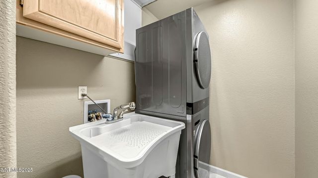 7302 Little Easy Street, Sparks, NV 89436