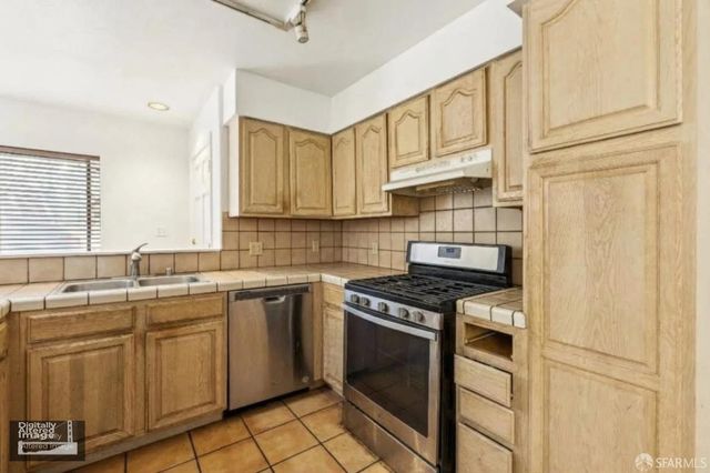369 Franconia Street, San Francisco, CA 94110