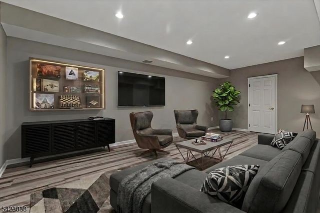 45 Pippins Way, Morris Twp., NJ 07960