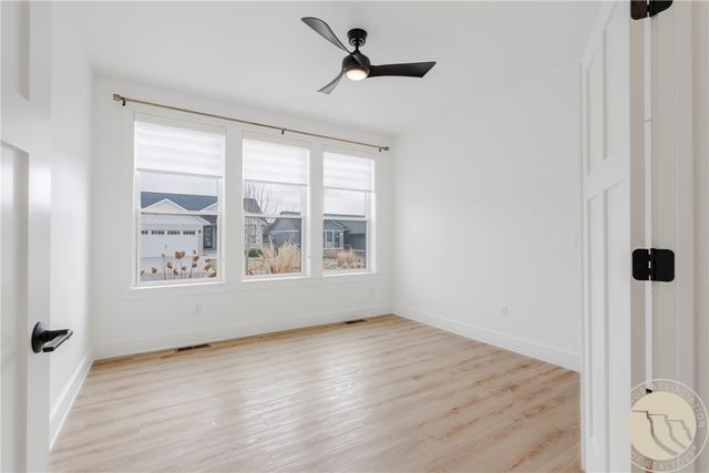 2514 Mountain Range Ct, Billings, MT 59106