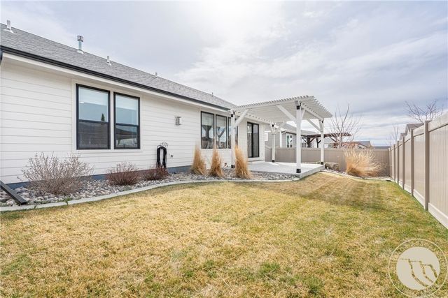 2514 Mountain Range Ct, Billings, MT 59106