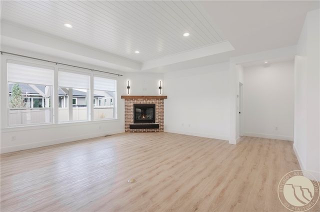 2514 Mountain Range Ct, Billings, MT 59106