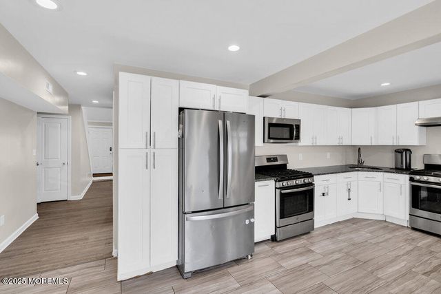1575 Alamitos Drive, Lakewood, NJ 08701