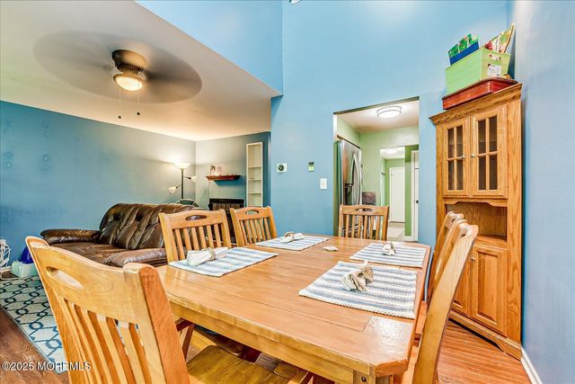 76 Letts Court, Matawan, NJ 07747