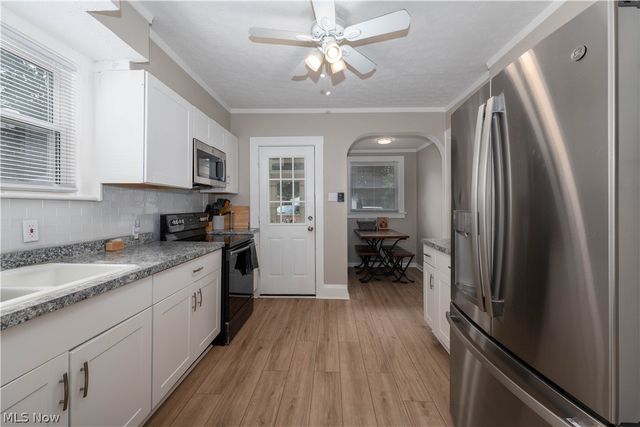 366 Palm Avenue, Akron, OH 44301