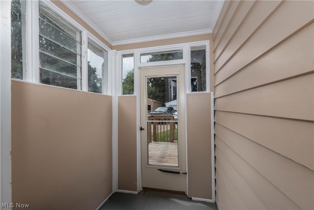 366 Palm Avenue, Akron, OH 44301