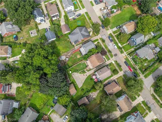 366 Palm Avenue, Akron, OH 44301