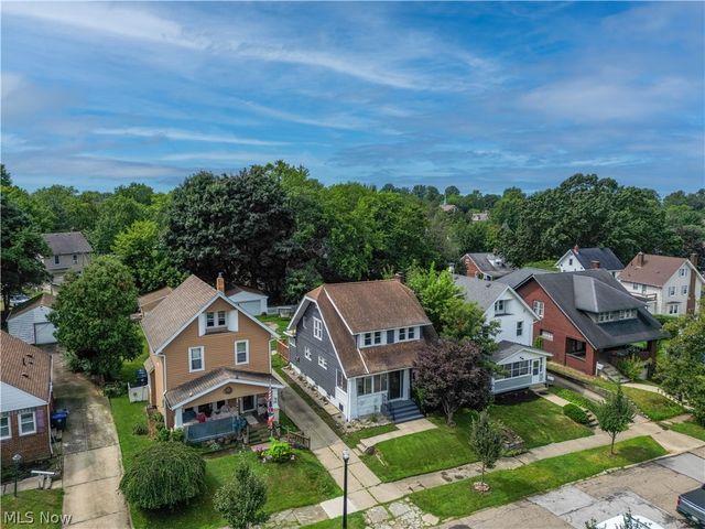 366 Palm Avenue, Akron, OH 44301