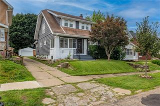 366 Palm Avenue, Akron, OH 44301