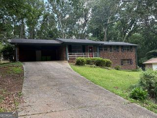 5835 S Bear Drive, Douglasville, GA 30135