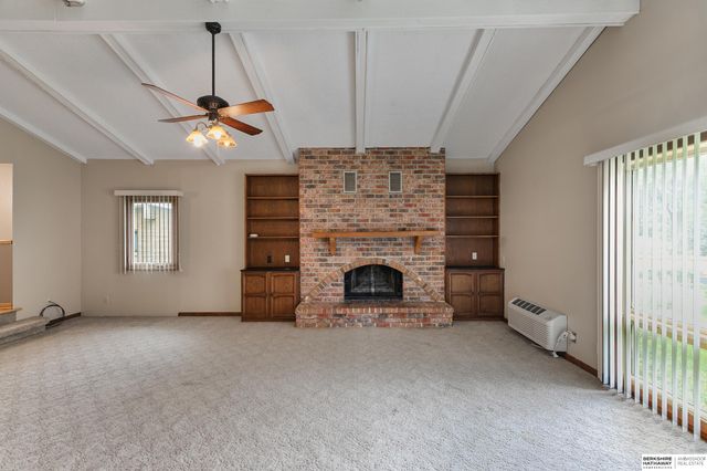 7620 Vine Street, Lincoln, NE 68505