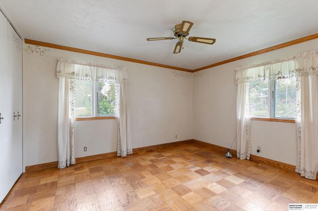 7620 Vine Street, Lincoln, NE 68505