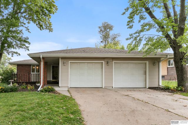 7620 Vine Street, Lincoln, NE 68505