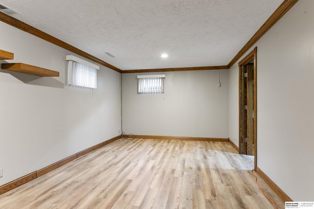 7620 Vine Street, Lincoln, NE 68505