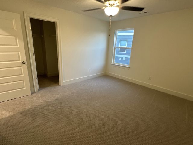5049 Greentree Dr, Smyrna, TN 37167