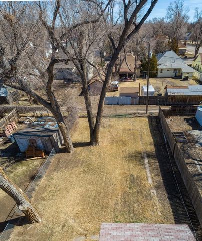 606 S 11th St, Rocky Ford, CO 81067