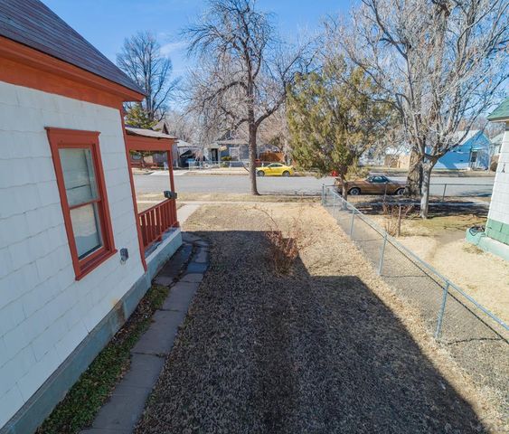 606 S 11th St, Rocky Ford, CO 81067
