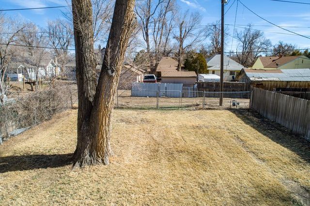 606 S 11th St, Rocky Ford, CO 81067