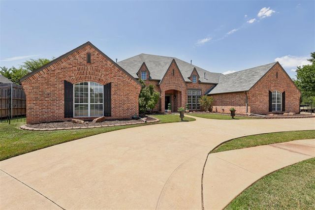 808 NW 153rd Terrace, Edmond, OK 73013