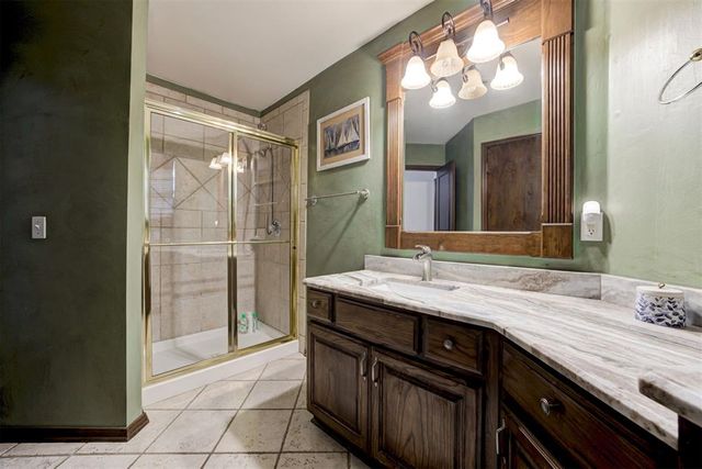 808 NW 153rd Terrace, Edmond, OK 73013