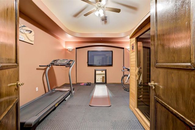 808 NW 153rd Terrace, Edmond, OK 73013