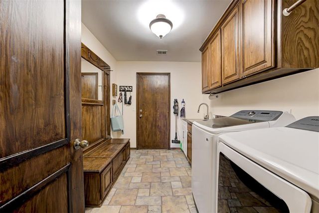 808 NW 153rd Terrace, Edmond, OK 73013