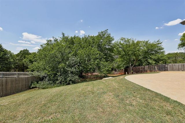 808 NW 153rd Terrace, Edmond, OK 73013