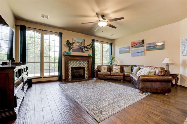 808 NW 153rd Terrace, Edmond, OK 73013