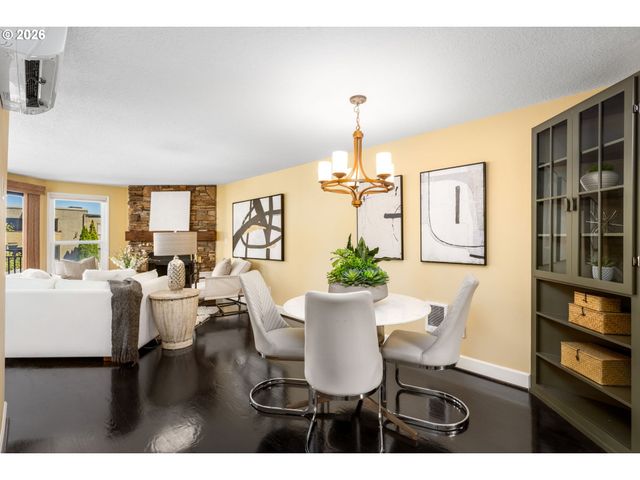 5640 S RIVERSIDE Ln 2, Portland, OR 97239