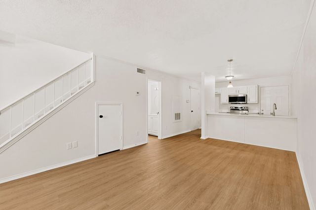 132 Graystone Place, Duncanville, TX 75137
