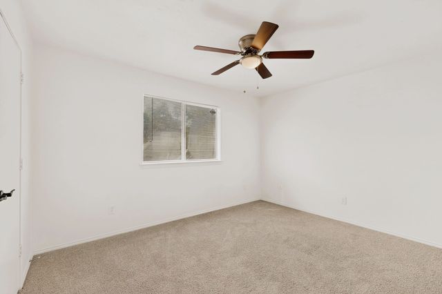 132 Graystone Place, Duncanville, TX 75137