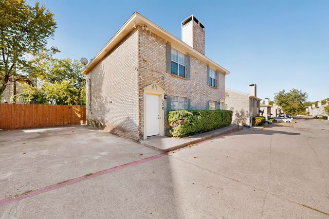 132 Graystone Place, Duncanville, TX 75137