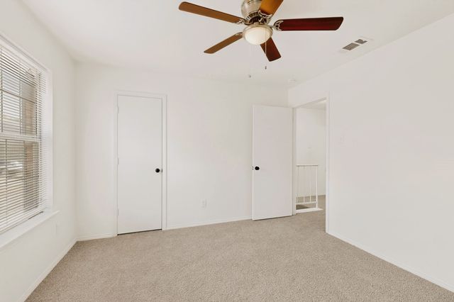 132 Graystone Place, Duncanville, TX 75137