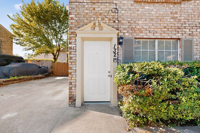 132 Graystone Place, Duncanville, TX 75137