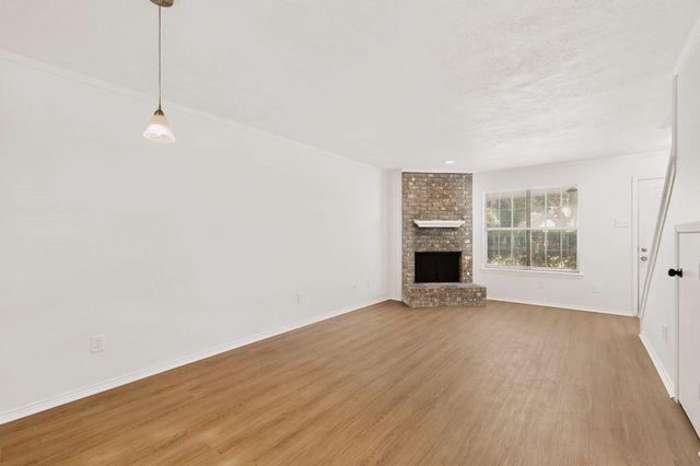 132 Graystone Place, Duncanville, TX 75137