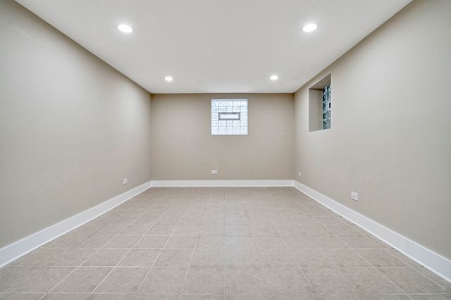 14129 S LA SALLE Street, Riverdale, IL 60827