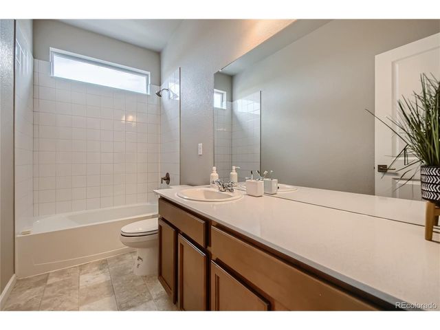 55003 E 28th Pl, Strasburg, CO 80136