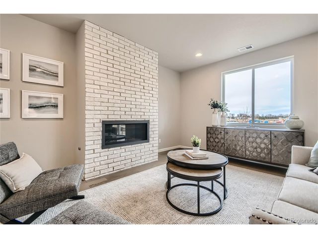 55003 E 28th Pl, Strasburg, CO 80136