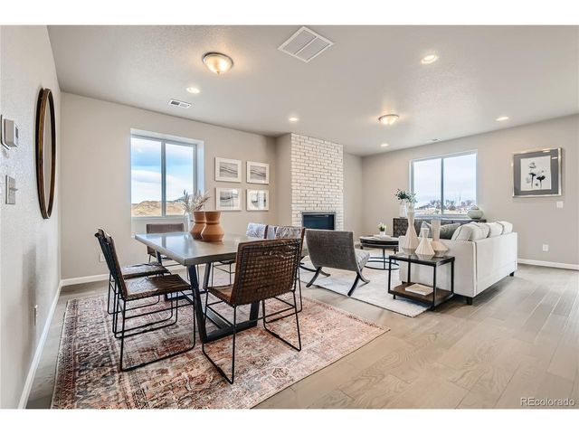 55003 E 28th Pl, Strasburg, CO 80136