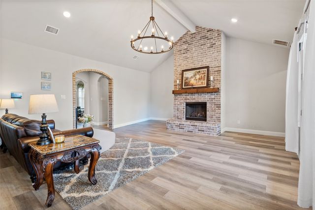 9512 Lynx Crossing, Godley, TX 76044