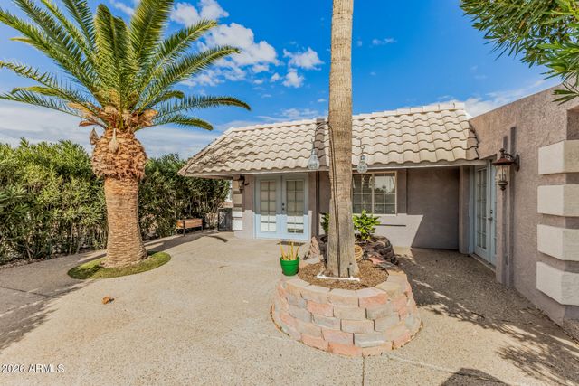 8240 E PUEBLO Avenue, Mesa, AZ 85208